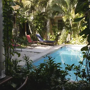 Santa Ana Hotel