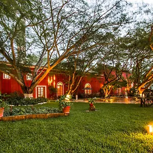 Hacienda Santa Cruz Hotel