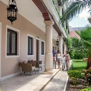 Casa Lucia Boutique Hotel