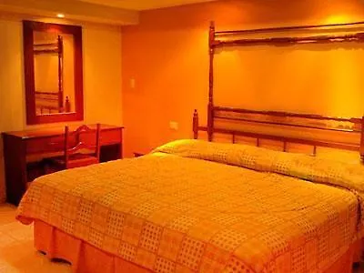 ***  Hotel El Marques Mérida México